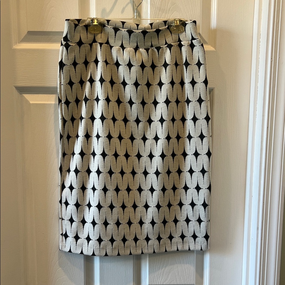 Renee C. Black and White Geometric Pencil Skirt